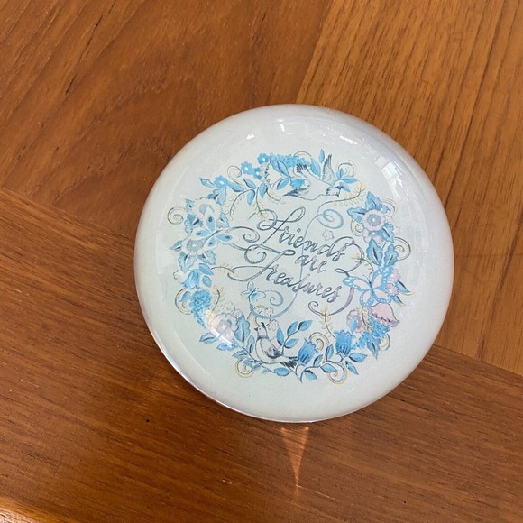 Punch Studio Crystal Dome Paperweight Friends Are Treasures Made in France - Picture 5 of 5